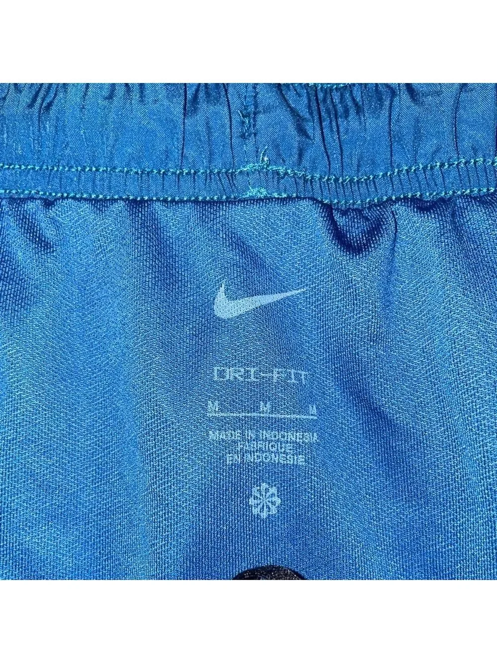 Nike Womens Medium Dri Fit Tempo Victory Graphic Running Shorts - Picture 3 of 9